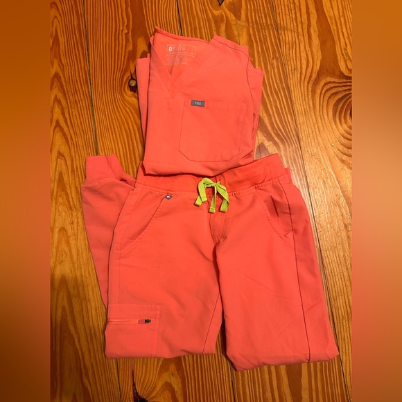 Figs - Picture 3 of 3